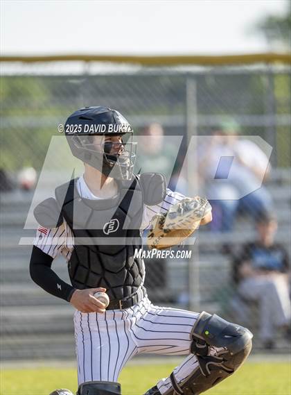 Thumbnail 2 in Woodbridge vs. Battlefield (VHSL Class 6 Region B Semifinal) photogallery.