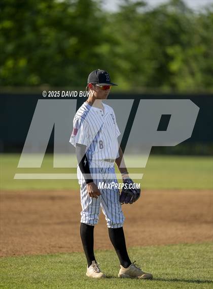 Thumbnail 1 in Woodbridge vs. Battlefield (VHSL Class 6 Region B Semifinal) photogallery.