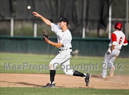 Thumbnail 1 in Buchanan vs. Stockdale (CIF CS Playoffs) photogallery.