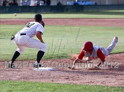 Thumbnail 3 in Buchanan vs. Stockdale (CIF CS Playoffs) photogallery.