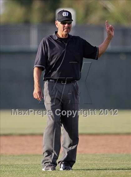 Thumbnail 3 in Buchanan vs. Stockdale (CIF CS Playoffs) photogallery.