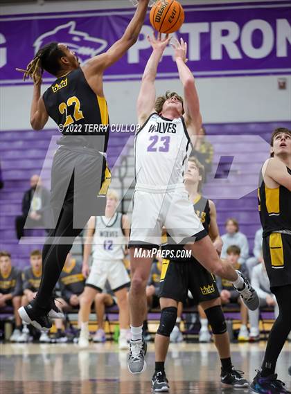 Thumbnail 2 in Roy vs. Riverton (Riverton Holiday Tournament) photogallery.