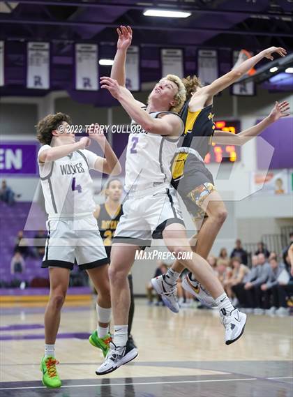 Thumbnail 1 in Roy vs. Riverton (Riverton Holiday Tournament) photogallery.