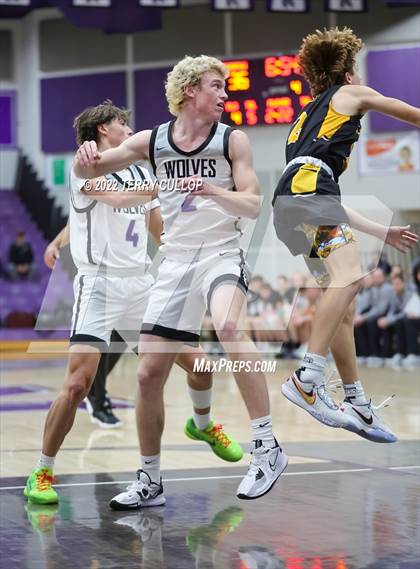 Thumbnail 3 in Roy vs. Riverton (Riverton Holiday Tournament) photogallery.