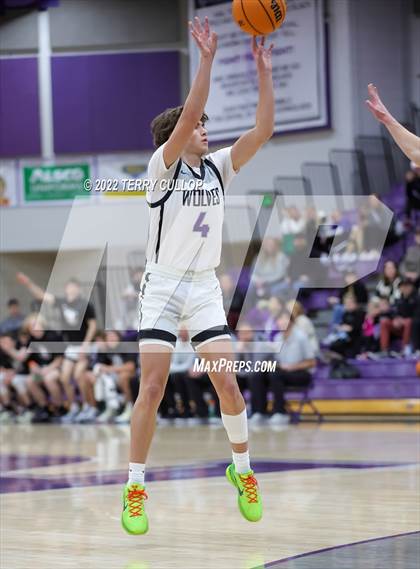 Thumbnail 3 in Roy vs. Riverton (Riverton Holiday Tournament) photogallery.