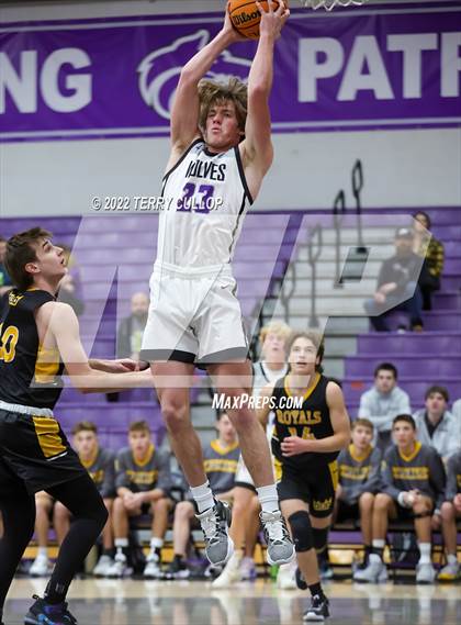 Thumbnail 1 in Roy vs. Riverton (Riverton Holiday Tournament) photogallery.