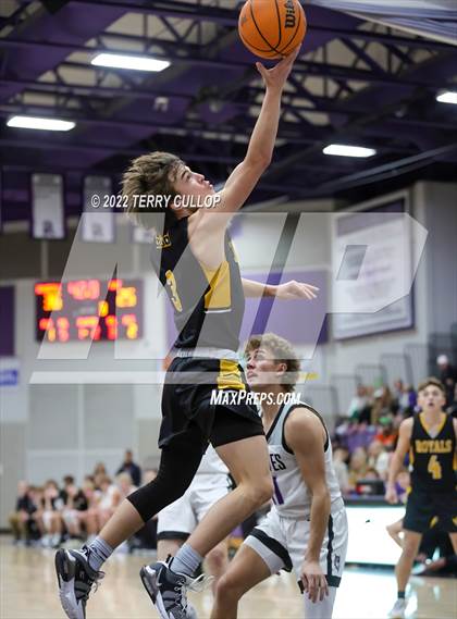 Thumbnail 1 in Roy vs. Riverton (Riverton Holiday Tournament) photogallery.