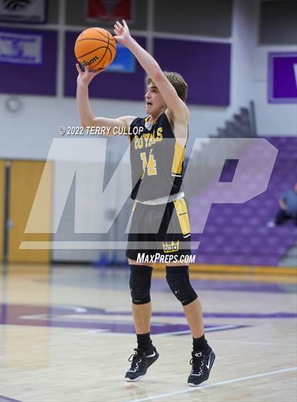 Thumbnail 1 in Roy vs. Riverton (Riverton Holiday Tournament) photogallery.