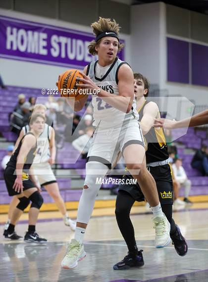 Thumbnail 2 in Roy vs. Riverton (Riverton Holiday Tournament) photogallery.