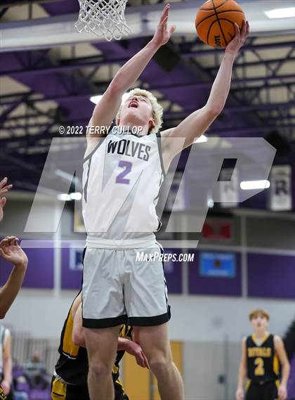 Thumbnail 2 in Roy vs. Riverton (Riverton Holiday Tournament) photogallery.