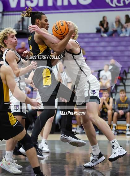Thumbnail 1 in Roy vs. Riverton (Riverton Holiday Tournament) photogallery.