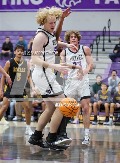 Thumbnail 2 in Roy vs. Riverton (Riverton Holiday Tournament) photogallery.