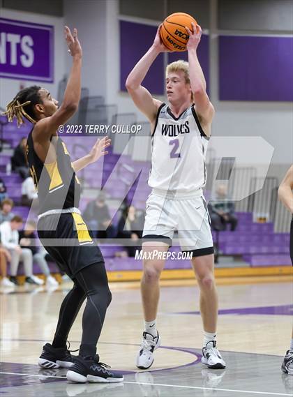 Thumbnail 1 in Roy vs. Riverton (Riverton Holiday Tournament) photogallery.