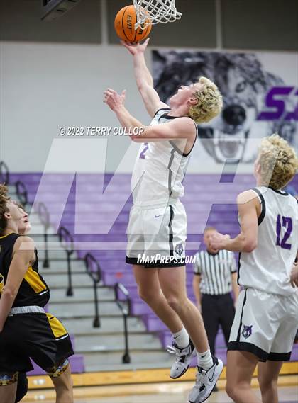 Thumbnail 1 in Roy vs. Riverton (Riverton Holiday Tournament) photogallery.