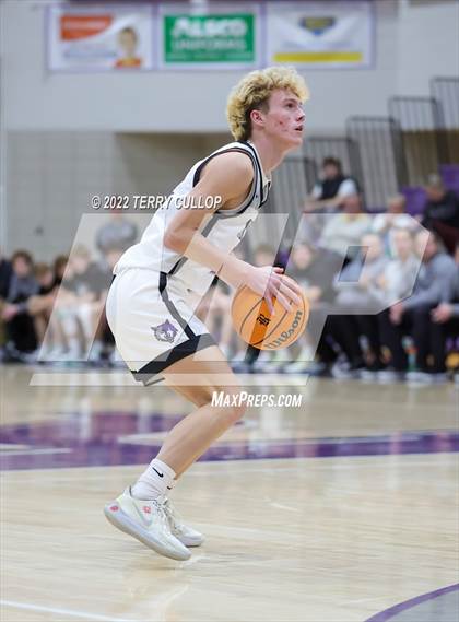 Thumbnail 1 in Roy vs. Riverton (Riverton Holiday Tournament) photogallery.