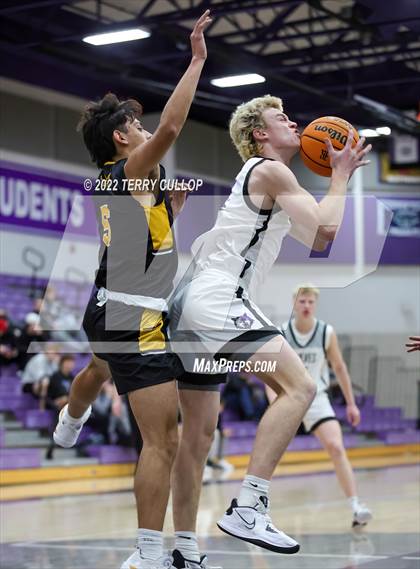 Thumbnail 2 in Roy vs. Riverton (Riverton Holiday Tournament) photogallery.