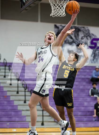 Thumbnail 1 in Roy vs. Riverton (Riverton Holiday Tournament) photogallery.