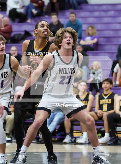 Thumbnail 1 in Roy vs. Riverton (Riverton Holiday Tournament) photogallery.