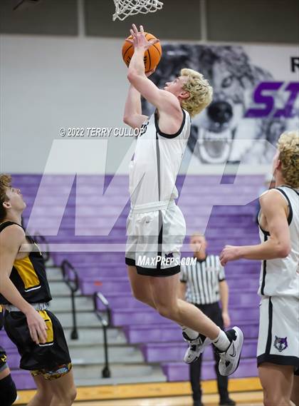 Thumbnail 3 in Roy vs. Riverton (Riverton Holiday Tournament) photogallery.