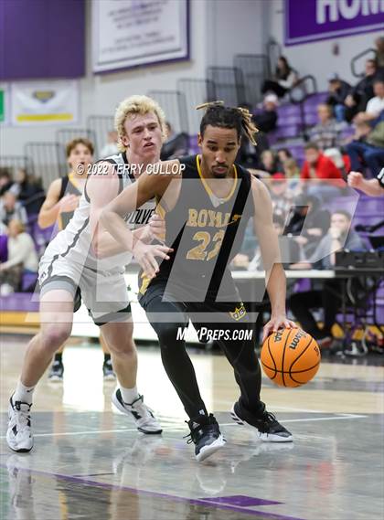 Thumbnail 1 in Roy vs. Riverton (Riverton Holiday Tournament) photogallery.