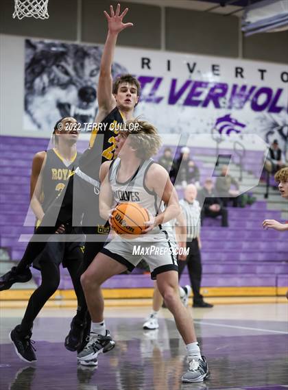 Thumbnail 2 in Roy vs. Riverton (Riverton Holiday Tournament) photogallery.