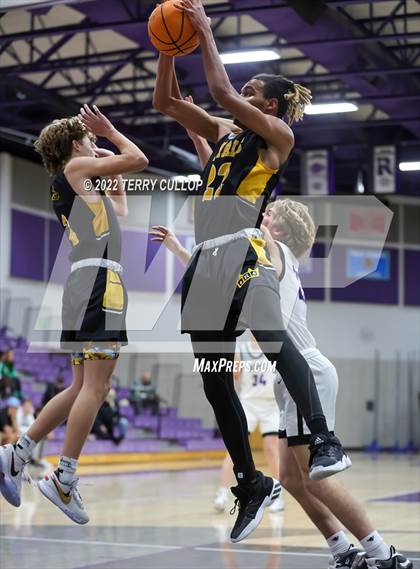 Thumbnail 3 in Roy vs. Riverton (Riverton Holiday Tournament) photogallery.