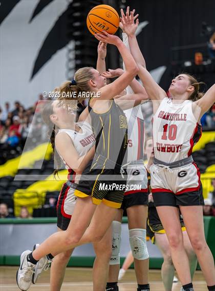 Thumbnail 1 in Emery vs Grantsville (UHSAA 3A Semifinal) photogallery.