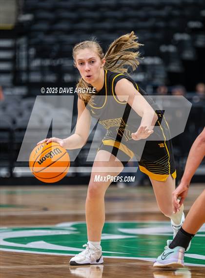 Thumbnail 2 in Emery vs Grantsville (UHSAA 3A Semifinal) photogallery.