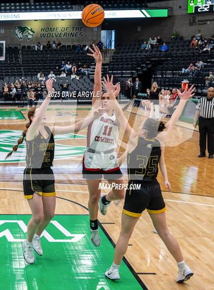 Thumbnail 2 in Emery vs Grantsville (UHSAA 3A Semifinal) photogallery.