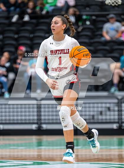 Thumbnail 2 in Emery vs Grantsville (UHSAA 3A Semifinal) photogallery.