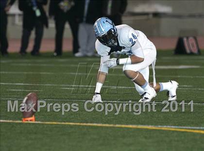 Thumbnail 1 in Carson vs. Narbonne (CIF LACS D1 Final) photogallery.