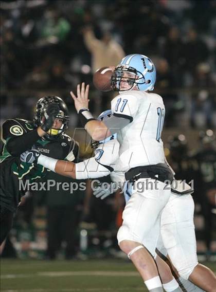 Thumbnail 2 in Carson vs. Narbonne (CIF LACS D1 Final) photogallery.