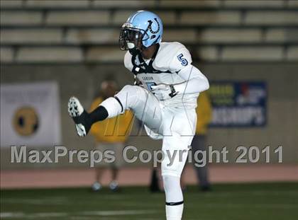 Thumbnail 2 in Carson vs. Narbonne (CIF LACS D1 Final) photogallery.