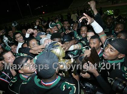 Thumbnail 1 in Carson vs. Narbonne (CIF LACS D1 Final) photogallery.