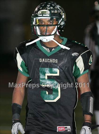 Thumbnail 1 in Carson vs. Narbonne (CIF LACS D1 Final) photogallery.