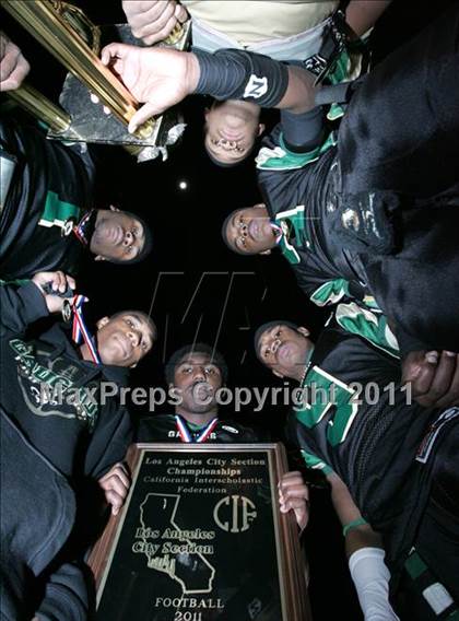 Thumbnail 1 in Carson vs. Narbonne (CIF LACS D1 Final) photogallery.