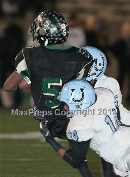 Thumbnail 1 in Carson vs. Narbonne (CIF LACS D1 Final) photogallery.