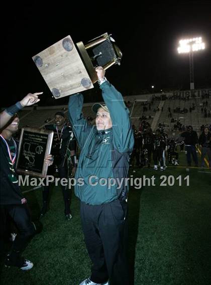 Thumbnail 1 in Carson vs. Narbonne (CIF LACS D1 Final) photogallery.