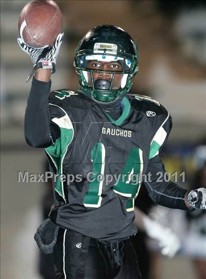 Thumbnail 1 in Carson vs. Narbonne (CIF LACS D1 Final) photogallery.