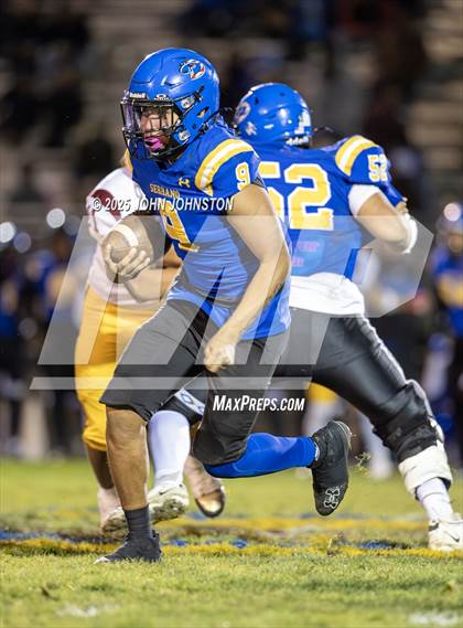 Thumbnail 1 in Barstow @ Serrano (CIF SS D7 Round 1) photogallery.