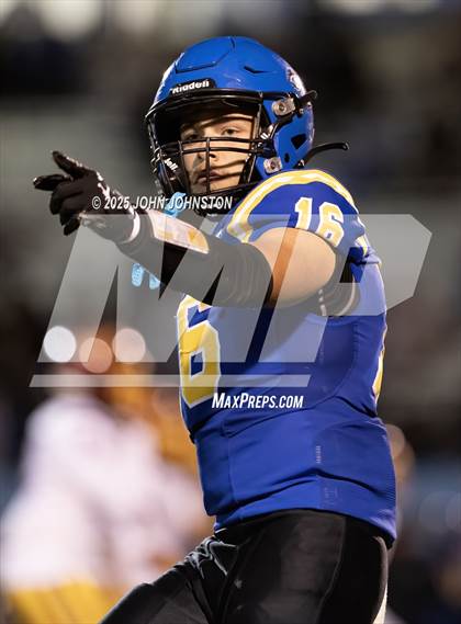 Thumbnail 3 in Barstow @ Serrano (CIF SS D7 Round 1) photogallery.