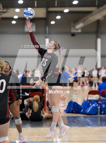 Thumbnail 3 in Red Mountain vs. Monument Valley (Nike Tournament of Champions – Southwest) photogallery.
