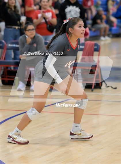 Thumbnail 2 in Red Mountain vs. Monument Valley (Nike Tournament of Champions – Southwest) photogallery.