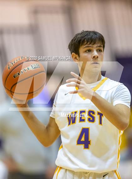 Thumbnail 1 in Bennington @ Bellevue West (B Teams) photogallery.
