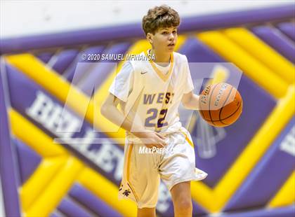 Thumbnail 2 in Bennington @ Bellevue West (B Teams) photogallery.