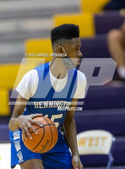 Thumbnail 3 in Bennington @ Bellevue West (B Teams) photogallery.