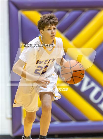 Thumbnail 1 in Bennington @ Bellevue West (B Teams) photogallery.