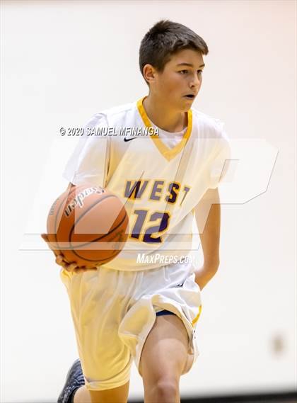 Thumbnail 2 in Bennington @ Bellevue West (B Teams) photogallery.