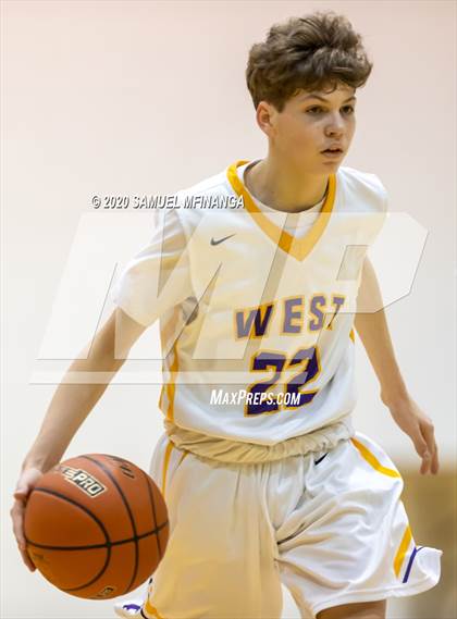 Thumbnail 2 in Bennington @ Bellevue West (B Teams) photogallery.