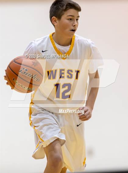 Thumbnail 3 in Bennington @ Bellevue West (B Teams) photogallery.